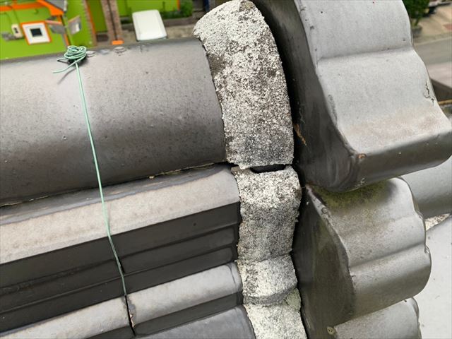 瓦屋根の漆喰の劣化